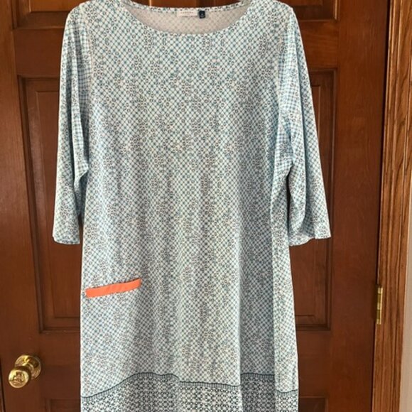 Sag Harbor Cabana Shift Dress - Picture 3 of 7